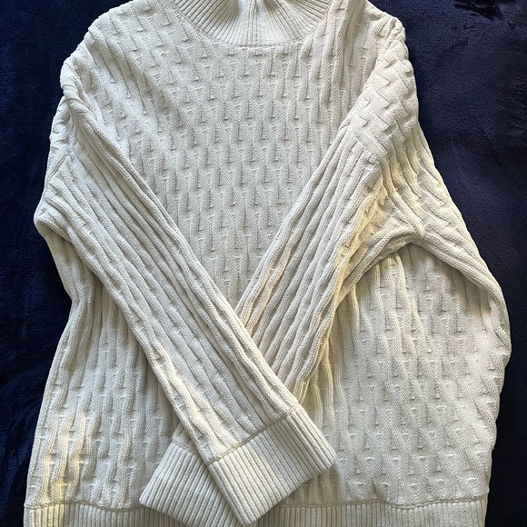 Lululemon Cable Knit Sweater - Picture 4 of 6